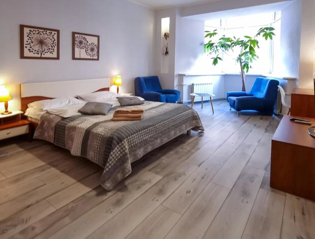 Квартира Home Hotel на Волоській